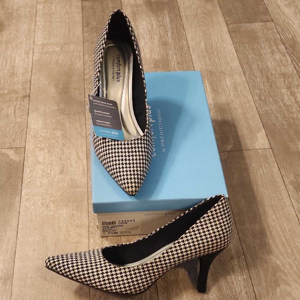 comfort plus by Predictions Women's Black and White Houndstooth Heels
